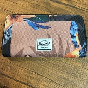 Herschel wallet LIKE NEW